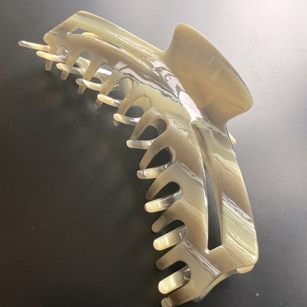 Large Anthropologie Claw Clip
